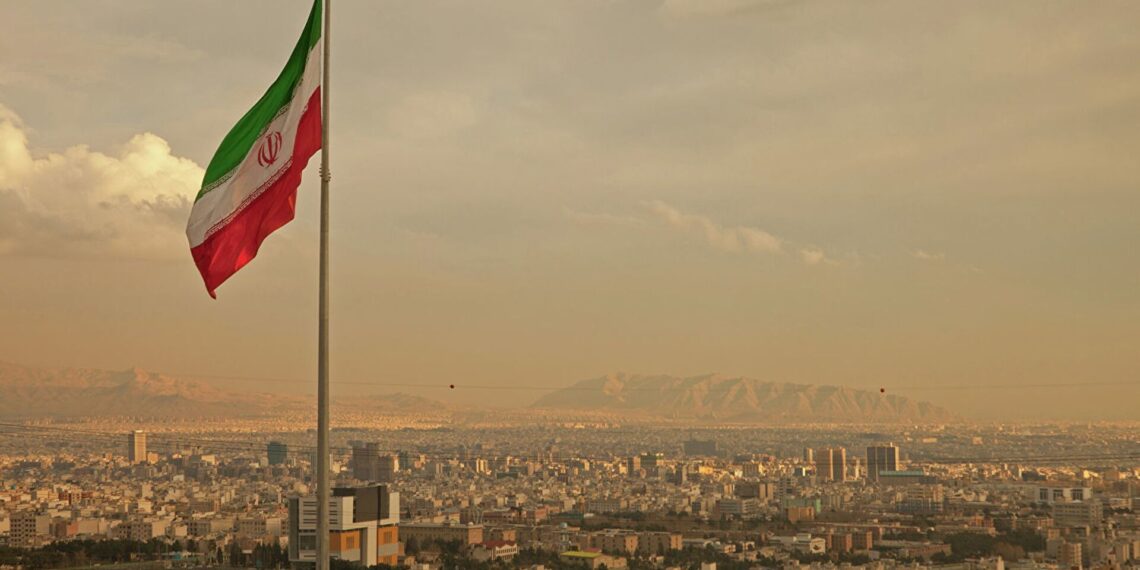 Граждане Казахстана не пострадали при взрывах и землетрясениях в Иране