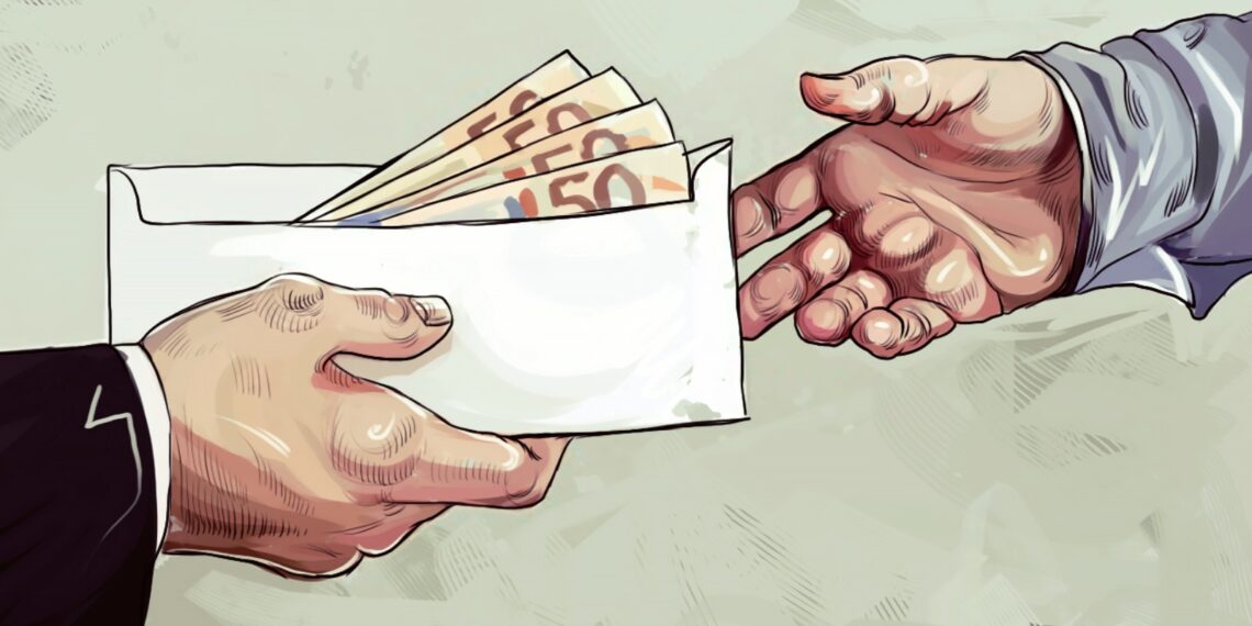 Заместитель начальника полиции в Мангистауской области задержан за взятку