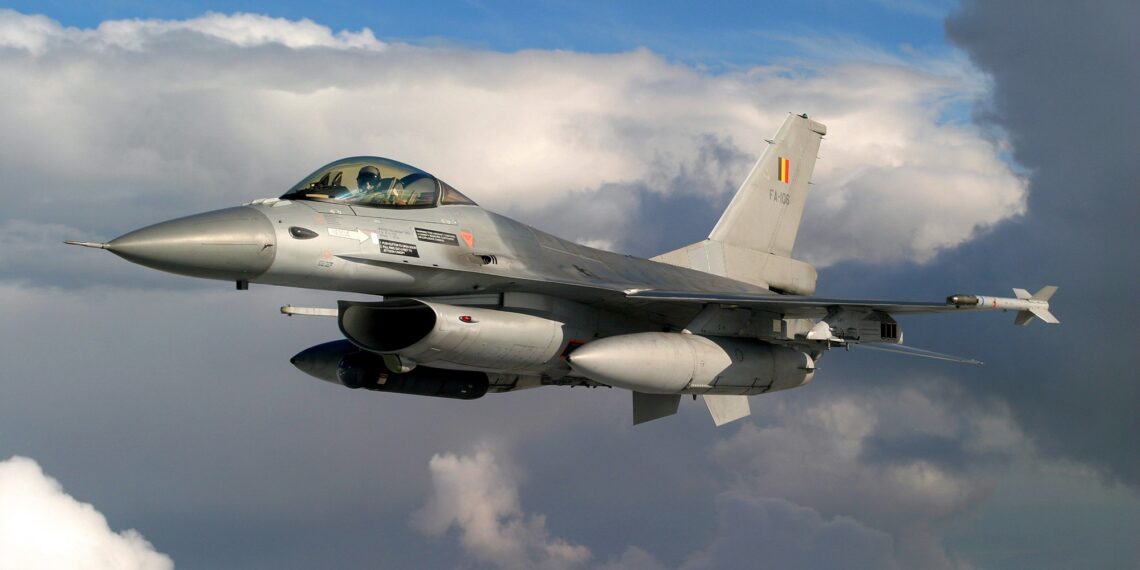 США не намерены поставлять истребители F-16 Украине