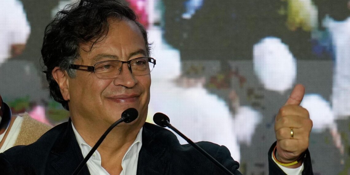 Колумбия отказалась поставлять Киеву оружие российского производства