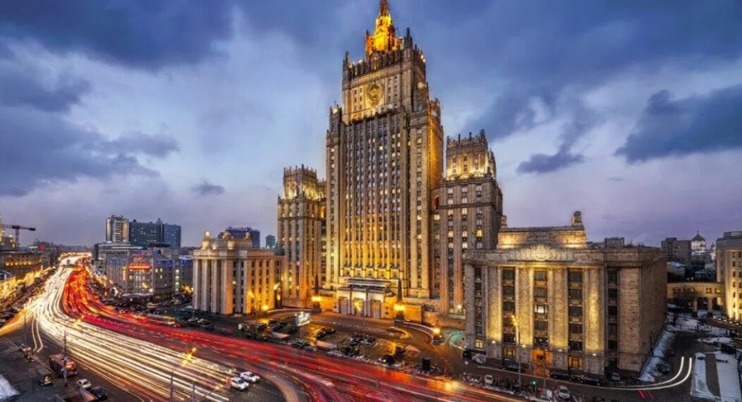 Посол Латвии в России должен покинуть страну в течение двух недель