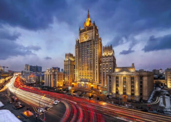 Посол Латвии в России должен покинуть страну в течение двух недель