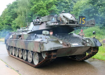 СМИ: Германия испытывает трудности с поиском снарядов для Leopard 1