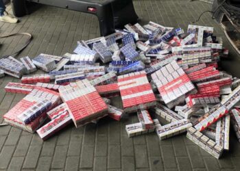 У жителя Караганды изъяли более 400 тысяч контрабандных пачек сигарет