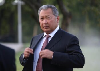 Если Курманбек Бакиев вернется в Кыргызстан, он будет взят под стражу — Садыр Жапаров