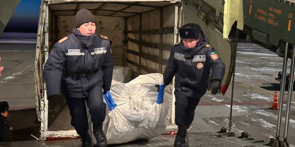 Из Казахстана вылетел борт с гумпомощью в Газиантеп