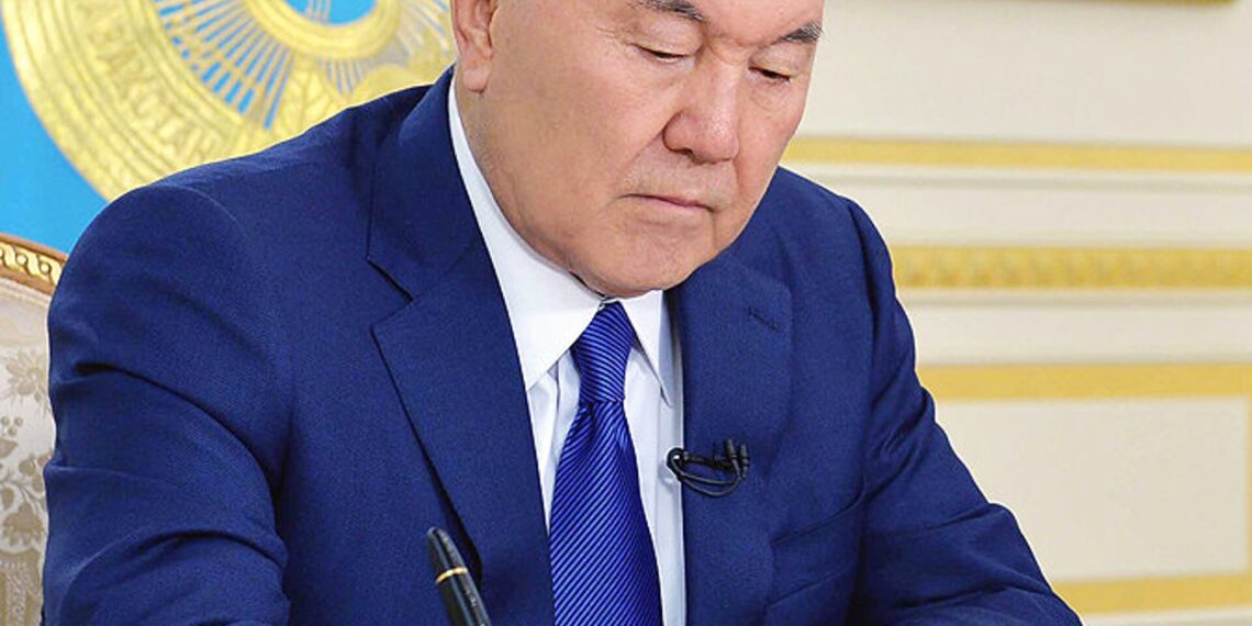 Финансирование канцелярии первого президента будет сокращено — министр финансов