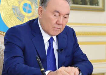 Финансирование канцелярии первого президента будет сокращено — министр финансов