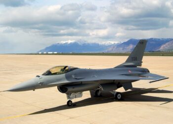 Пентагон: США не видят смысла начинать обучение украинских пилотов