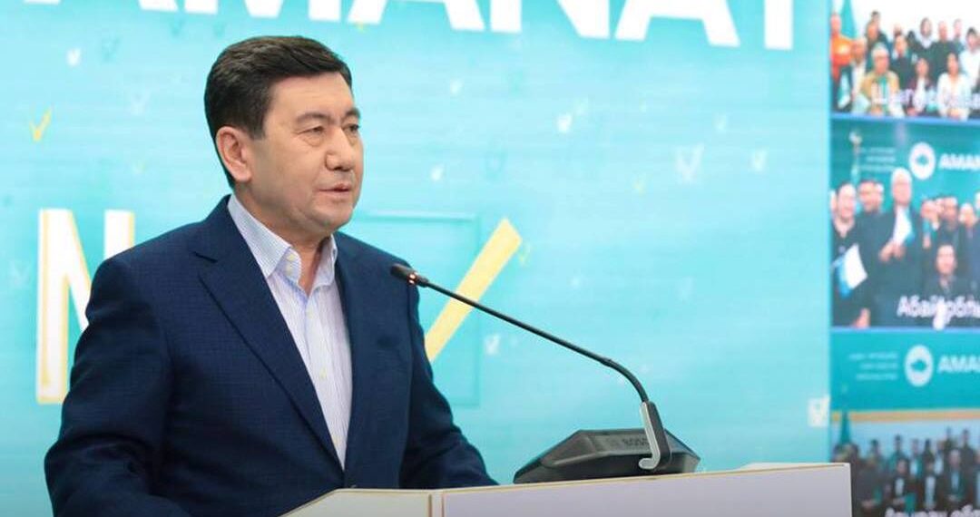 Ерлан Кошанов вновь стал спикером Мажилиса