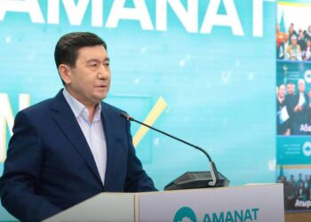 Ерлан Кошанов вновь стал спикером Мажилиса