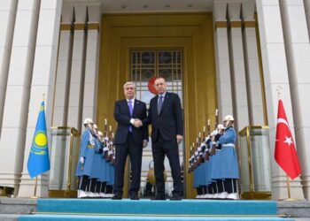 Президент Турции встретился с Токаевым в резиденции «Кулие»