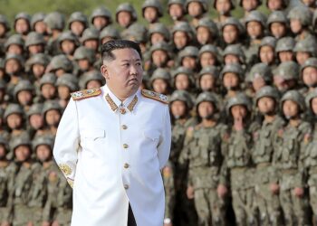 Северная Корея произвела запуск баллистической ракеты