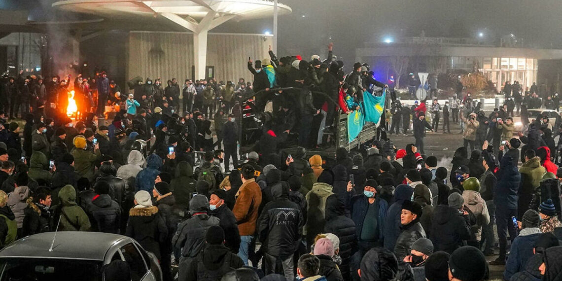 Сенат Парламента РК принял проект закона о усилении санкций за призыв к массовым беспорядкам