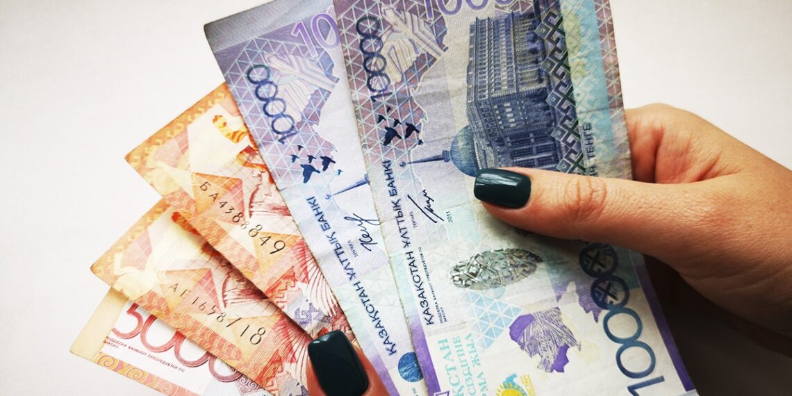 В Казахстане вырастут пособия по утрате трудоспособности и потере кормильца