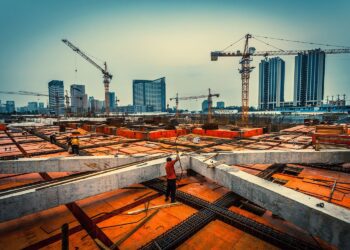 Застройщики в Астане получили штраф более 16 млн тенге