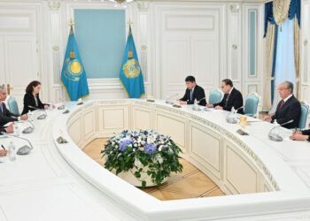 Токаев провел встречу с Верховным комиссаром ООН по правам человека