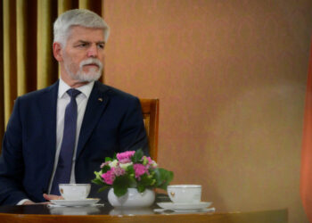 Лидер Чехии усомнился в возможности увеличения поставок Украине