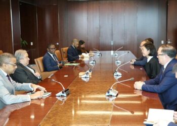 Министр экологии Казахстана встретилась с Генсеком ООН