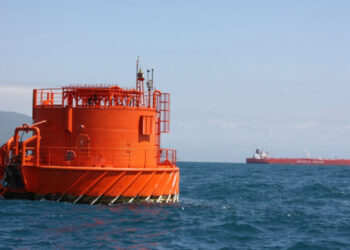 КТК приостановил перекачку нефти