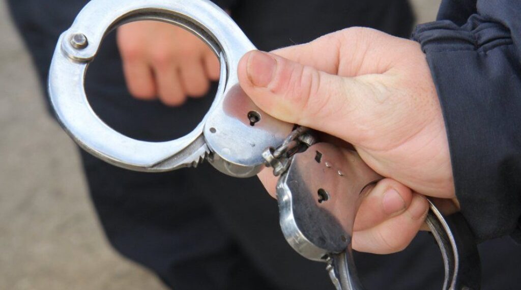 В Акмолинской области задержан гражданин, подозреваемый в вымогательстве