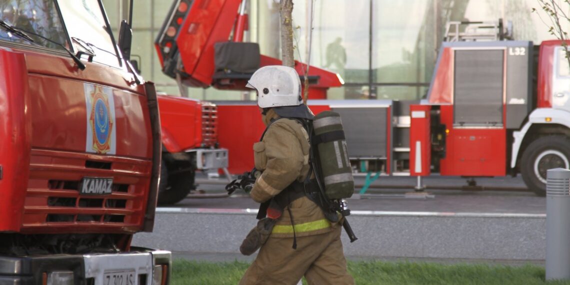ДЧС Алматинской области дали комментарий касательно пожара на шинном складе