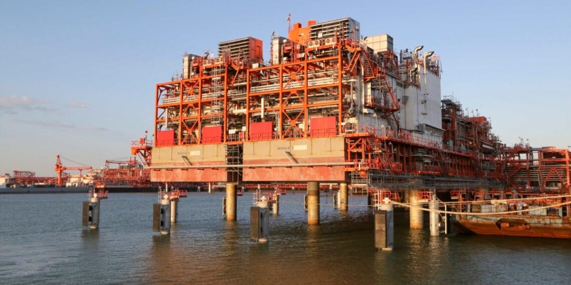 Bloomberg: Казахстан подал в суд на нефтяные компании