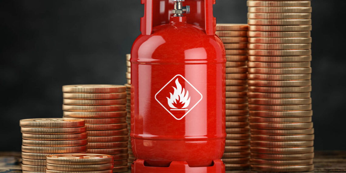 Шымкентские АЗС столкнулись с дефицитом сжиженного газа