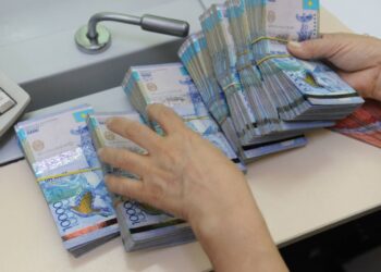 Казахстанцы смогут получить до 345 тысяч тенге за добровольную сдачу оружия