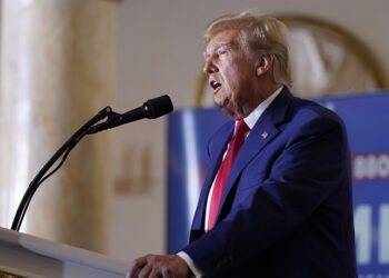 Экс-глава Белого Дома пообещал избавить США от зависимости Китая