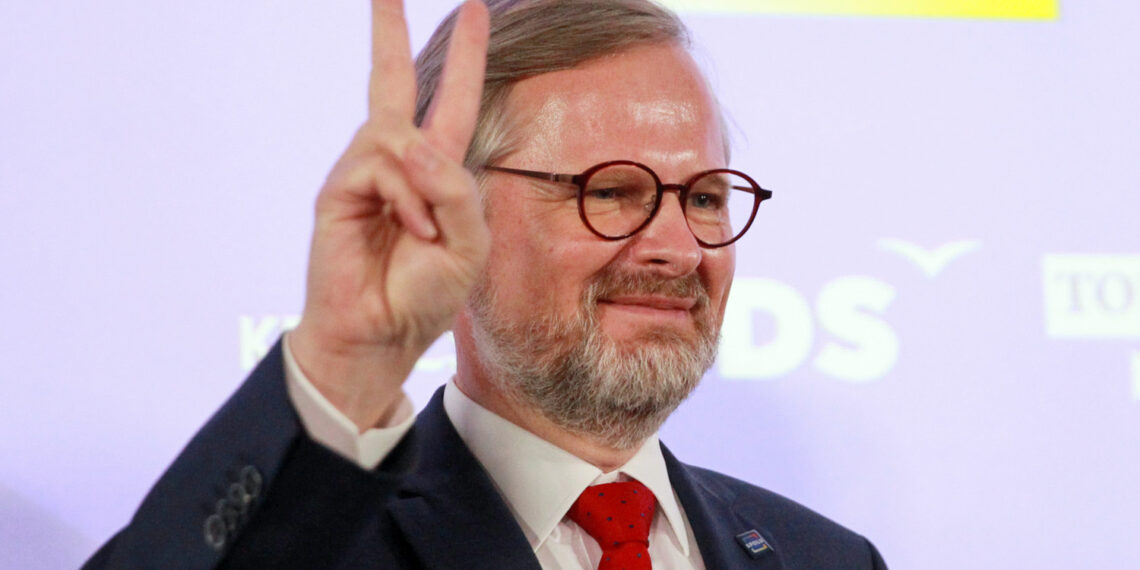 Чехия готова предоставить Казахстану современные решения в сфере оборонного оборудования