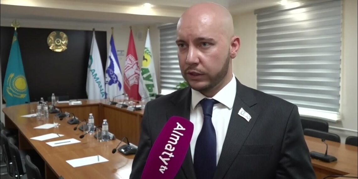 Станистал Канкуров избран председателем Алматинского городского филиала партии Amanat