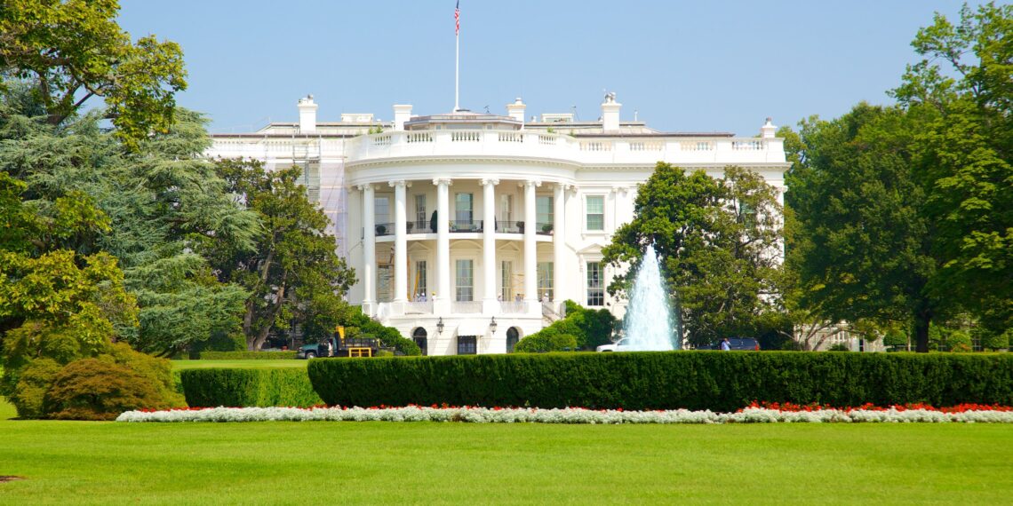 Развитие торговых отношений между Казахстаном, Россией и Китаем нивелирует угрозы США