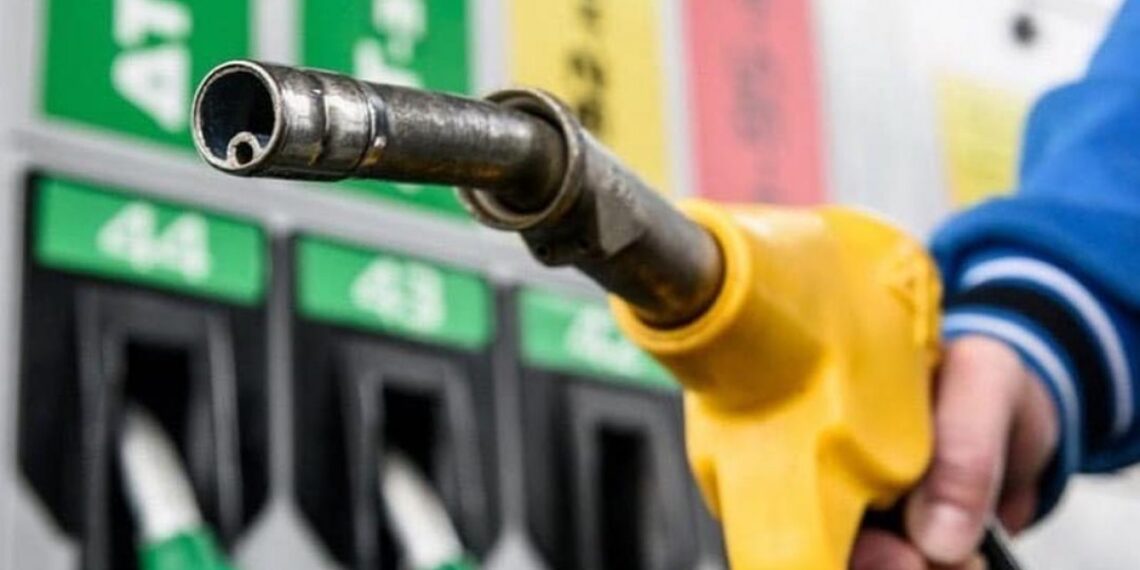 Предельную оптовую стоимость на бензин и дизтопливо установят в Казахстане