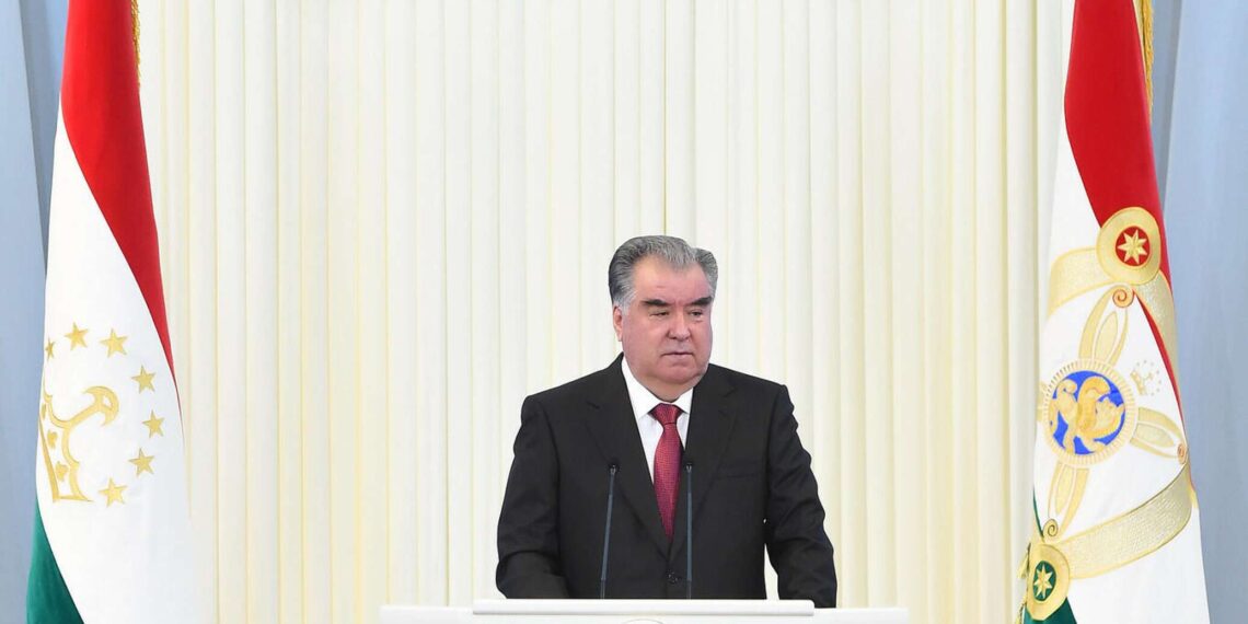 Глава Таджикистана прибудет в Казахстан 3-4 мая