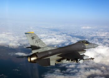 США не изменили планы о поставках истребителей F-16 Украине