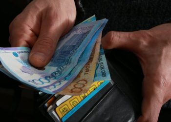 Транспортники ЗКО подозреваются в получении взяток