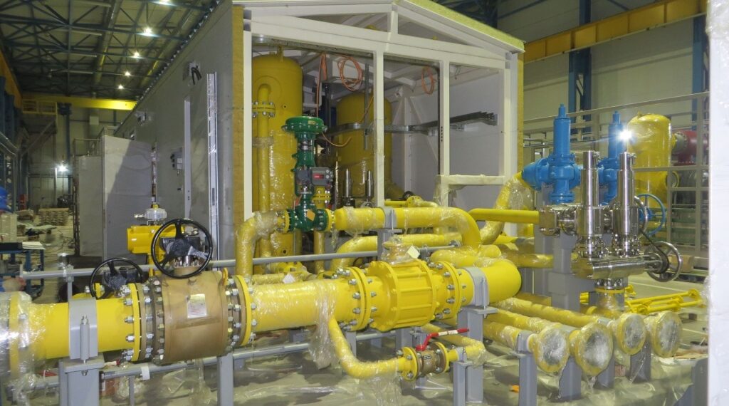 Вице-министр энергетики Асхат Хасенов посетил месторождения газа в ЗКО