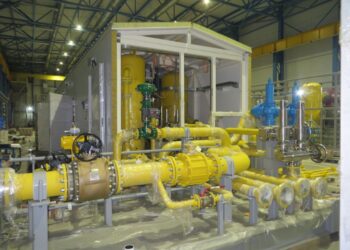 Вице-министр энергетики Асхат Хасенов посетил месторождения газа в ЗКО