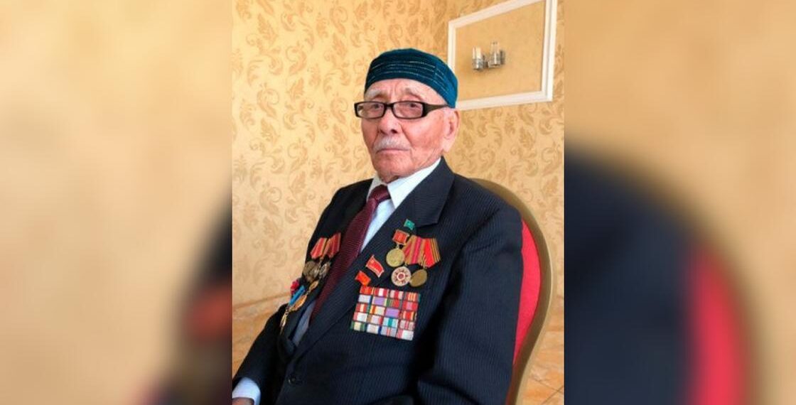 Лидер Казахстана присвоил звание «Халық қаһарманы» двум ветеранам ВОВ