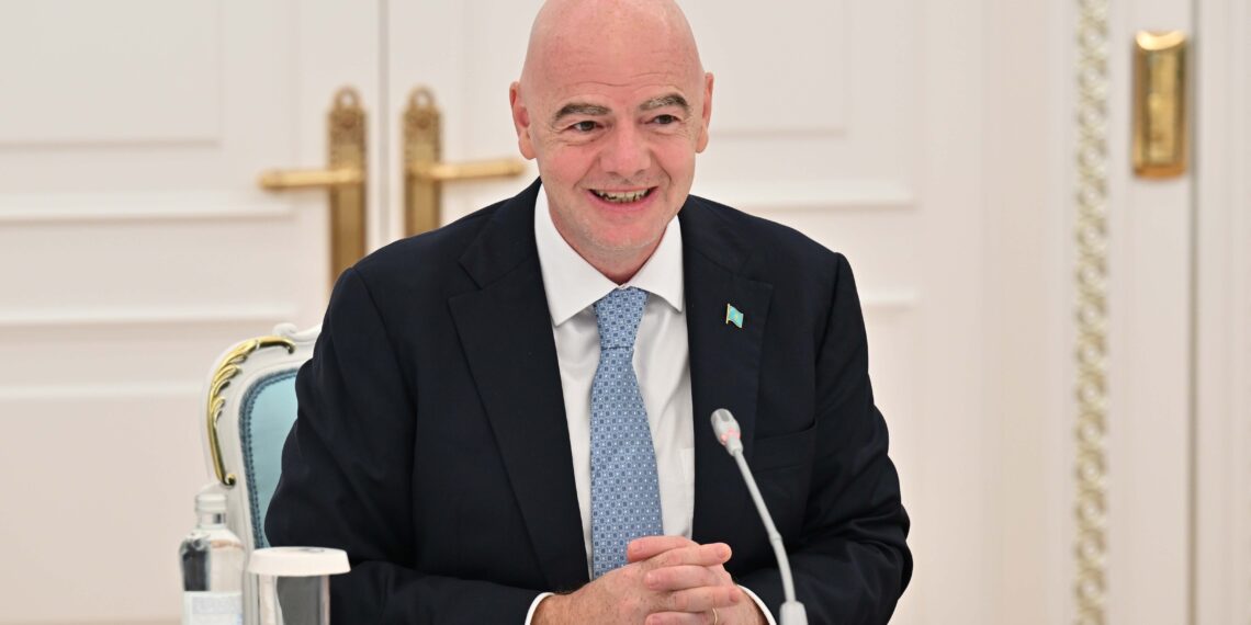 Президент FIFA прибыл в Казахстан
