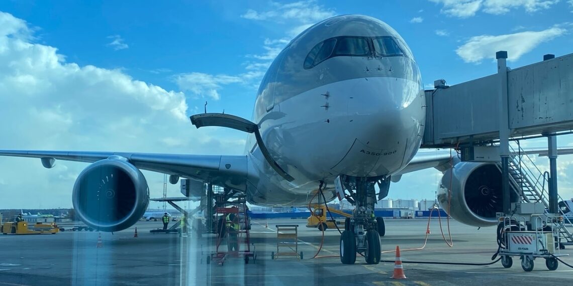 Стоимость авиаперелетов в Казахстане значительно увеличилась