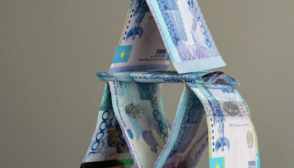 Десять жителей Актобе лишились своих денег из-за сомнительного проекта