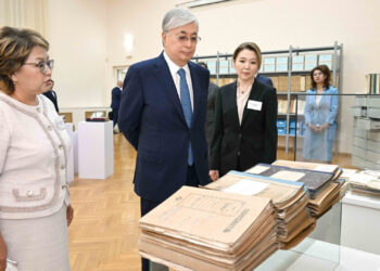 Токаев посетил Центр изучения политических репрессий XX века