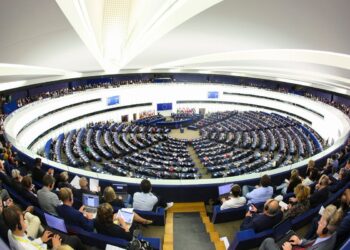 Украину примут в НАТО только после окончания конфликта