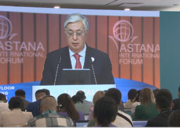 Токаев рассказал о рисках глобального потепления для ЦА