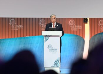 Мир вернулся к былому расколу на блоки – Токаев