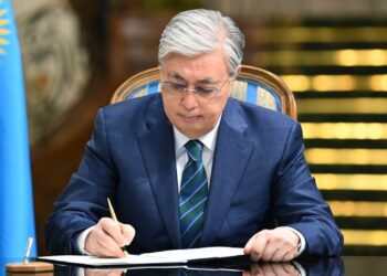 Токаев ратифицировал формирование организации экономического взаимодействия в ЦА