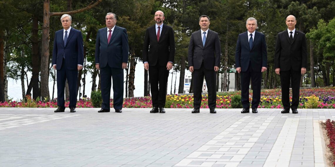 Что обсуждали на встрече стран ЦА и ЕС ?