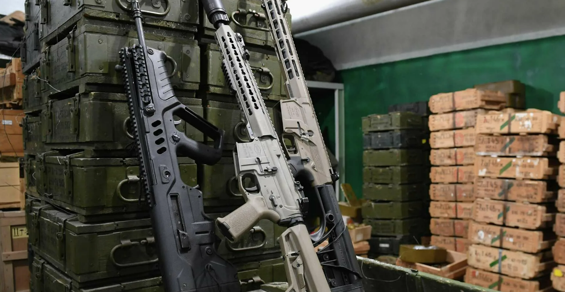 В США установлены факты хищения оружия при транспортировке на Украину